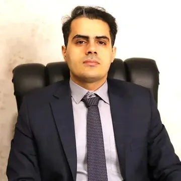 عکس دکتر عباس احمدی، متخصص بیهوشی در کرج