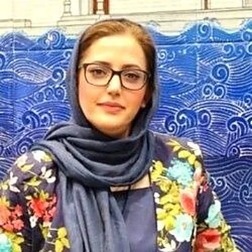 عکس دکتر ازاده جلال پور، فوق‌تخصص بیماری‌های غدد درون‌ریز و متابولیسم (اندوکرینولوژی) در کرج