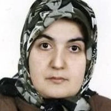 عکس دکتر فتانه زنوزی، متخصص زنان و زایمان در کرج