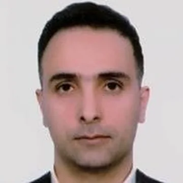 عکس دکتر مهدی حاجی زاده، فوق‌تخصص جراحی پلاستیک در کرج