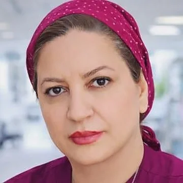 عکس دکتر مریم عبداللهی بیرون، متخصص گوش در هشتگرد
