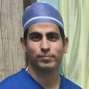 عکس دکتر رامین بزرگمهر، متخصص جراحی عمومی در کرج