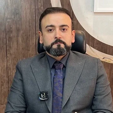عکس دکتر شهرام طاهری، متخصص جراحی مغز و اعصاب در کرج